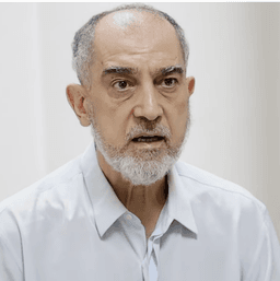 عاطف نجيب.png