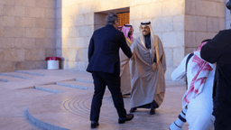 معالي وزير الخارجية السيد أسعد الشيباني يلتقي بسمو الأمير فيصل بن فرحان وزير خارجية المملكة العربية السعودية الرياض 2-1-2025  (2).jpg