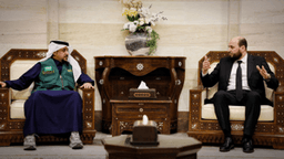 رئيس مجلس الوزراء المهندس محمد البشير يستقبل وفداً من مركز الملك سلمان في سورية 11-2-2025 (5).jpg