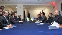 رئاسة الجمهورية العربية السورية- الشرع يلتقيالسيد فولوديمير زيلينسكي رئيس أوكرانيا 24-9-2025-2.jpg