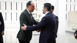القائد أحمد الشرع ووزير الخارجية السيد أسعد الشيباني، ورئيس الاستخبارات العامة السيد أنس خطاب يلتقون وفدًا تركيًا برئاسة السيد إبراهيم كالن رئيس الاستخبارات العامة 26-1-2025 (1).jpg