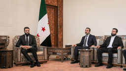 القائد أحمد الشرع ومعالي وزير الخارجية السيد أسعد الشيباني يلتقيان وفدا أوكرانيّا في دمشق برئاسة معالي وزير الخارجية الأوكرانية السيد أندريه سيبيها 30-12-2024 (2).jpg