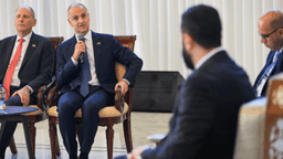 رئاسة الجمهورية العربية السورية- استقبل الشرع وفدًا من رجال الأعمال والمستثمرين الفرنسيين 1-10-2025-3.jpg