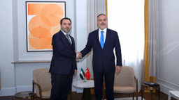 وزير الخارجية السيد أسعد الشيباني يلتقي السيد هاكان فيدان وزير الخارجية التركي على هامش مؤتمر ميونخ للأمن 15-2-2025 (1).jpg