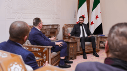 لقاء قائد الإدارة السورية الجديدة أحمد الشرع مع عبدالله الدردري مساعد الأمين العام والمدير الاقليمي لبرنامج الأمم المتحدة الإنمائي 31-12-2024. .jpeg