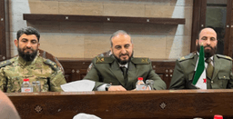وزير الدفاع اللواء مرهف أبو قصرة ورئيس هيئة الأركان اللواء علي النعسان يستقبلون وفدا عسكريا من وزارة الدفاع التركية 30-1-2025 (5).jpg