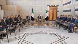 رئاسة الجمهورية العربية السورية- استقبل الشرع وفدًا من رجال الأعمال والمستثمرين الفرنسيين 1-10-2025-4.jpg