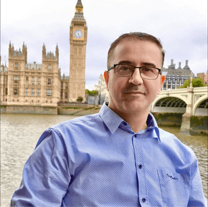 أحمد حسين.jpg