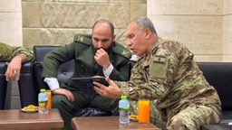 لقاء رئيس هيئة الأركان اللواء علي النعسان بمدير مكتب التعاون والتنسيق في الجيش اللبناني العميد ميشيل بطرس 23-1-2025 (1).jpg