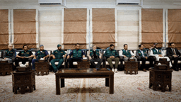 رئيس مجلس الوزراء المهندس محمد البشير يستقبل وفداً من مركز الملك سلمان في سورية 11-2-2025 (1).jpg