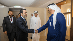 اجتماع جانبي لوزير الخارجية السيد أسعد الشيباني مع وزير شؤون مجلس الوزراء الإماراتي السيد محمد عبد الله القرقاوي 11-2-2025 (3).jpg