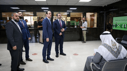 زيارة وزير الخارجية السيد أسعد الشيباني ووزير الدفاع اللواء مرهف أبو قصرة ورئيس جهاز الاستخبارات العامة السيد أنس خطاب، للسفارة السورية في أبو ظبي، ولقاؤه مع الجالية السورية 6-1-2025 (3).jpg