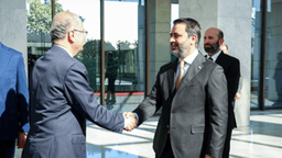 القائد أحمد الشرع ووزير الخارجية أسعد الشيباني يستقبلان وفدًا فلسطينيًّا رفيع المستوى برئاسة السيد محمد المصطفى رئيس الوزراء وزير الخارجية الفلسطيني 28-1-2025 (5).jpg