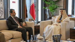لقاء وزير الخارجية السيد أسعد الشيباني ووزير الدفاع اللواء مرهف أبو قصرة ورئيس جهاز الاستخبارات العامة أنس خطاب مع معالي رئيس مجلس الوزراء ووزير الخارجية القطري الشيخ محمد بن عبد الرحمن بن جاسم آل ثاني 5-1-2025 (4).jpg