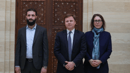 لقاء الشرع مع وفد من وزارة الخارجية البريطانية - رئاسة الجمهورية العربية السورية 16-12-2024.jpeg