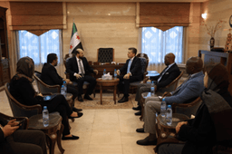 رئيس الحكومة السورية المهندس محمد البشير يلتقي بوكيل الأمين العام للأمم المتحدة للشؤون الإنسانية السيد توم فلتشر 17-12-2024 (2).jpg