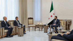 الشرع يلتقي وفداً من مجموعة CMACGM 19-8-2025-4.jpg