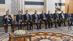 رئاسة الجمهورية العربية السورية- استقبل الشرع وفدًا من رجال الأعمال والمستثمرين الفرنسيين 1-10-2025-2.jpg
