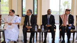 رئاسة الجمهورية العربية السورية- الرئيس الشرع يلتقي عدد من سفراء الدول العربية لدى دمشق 6-9-2025-4.jpg