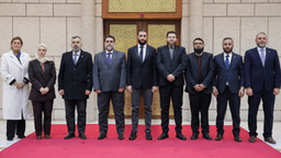 اجتماع رئيس الجمهورية العربية السورية السيد أحمد الشرع مع اللجنة التحضيرية للمؤتمر الوطني 12-2-2025 (2).jpg