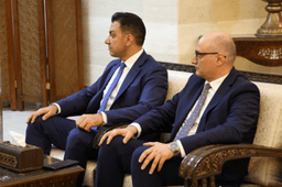 لقاء رئيس حكومة تصريف الأعمال مع وفد من المستثمرين السوريين 16-1-2025 (1).jpg