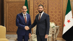 رئاسة الجمهورية العربية السورية- الشرع يلتقي إبراهيم كالن في العاصمة دمشق 18-9-2025.jpg