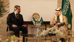 معالي وزير الخارجية السيد أسعد الشيباني يلتقي بسمو الأمير فيصل بن فرحان وزير خارجية المملكة العربية السعودية الرياض 2-1-2025  (1).jpg