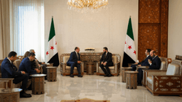 القائد أحمد الشرع ووزير الخارجية السيد أسعد الشيباني يلتقيان وفدا من جامعة الدول العربية برئاسة السيد حسام زكي الأمين العام المساعد والممثل الشخصي للأمين العام لجامعة الدول العربية  17-1-2025 (1).jpg
