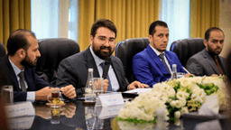 وزير الخارجية والمغتربين يترأس اجتماعًا مع إدارات الوزارة لبحث الخطط المستقبلية 10-7-2025-1.jpg