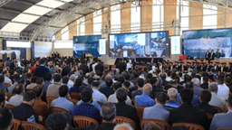 رئاسة الجمهورية العربية السورية- الرئيس الشرع يشارك في حفل تخريج دفعة من طلاب جامعة إدلب 7-9-2025-7.jpg